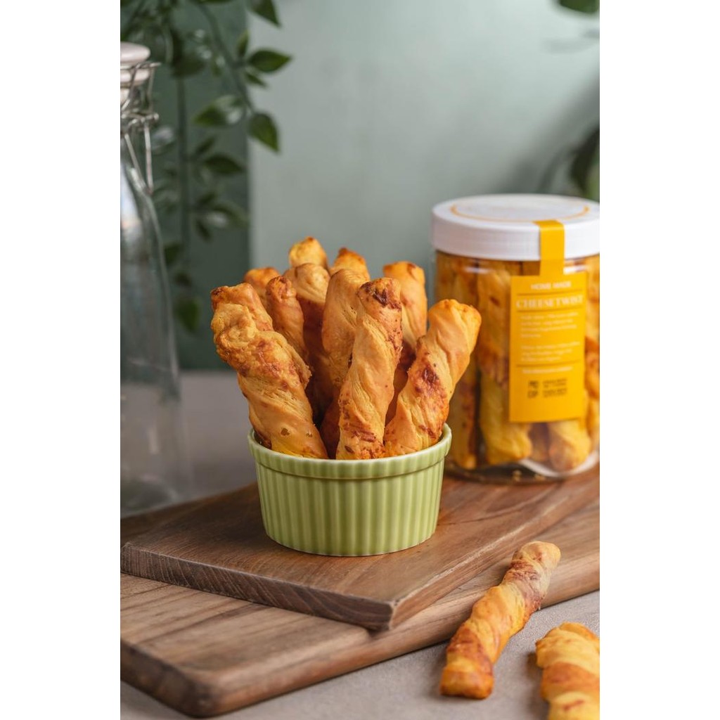 r05n- Cheese Twist Prima Rasa Bandung - Kue Pastry Snack Keju Primarasa