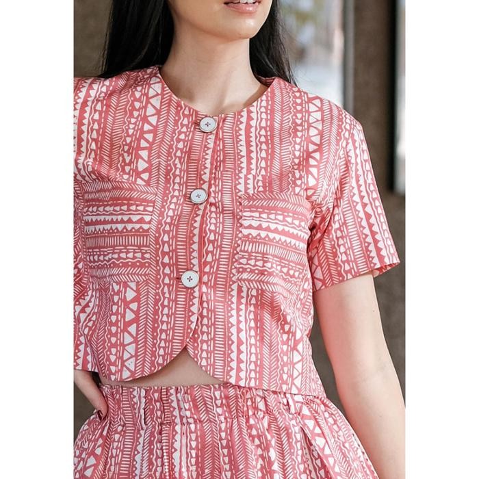 Kichi Batik Blazer Crop Batik Jivala Promo