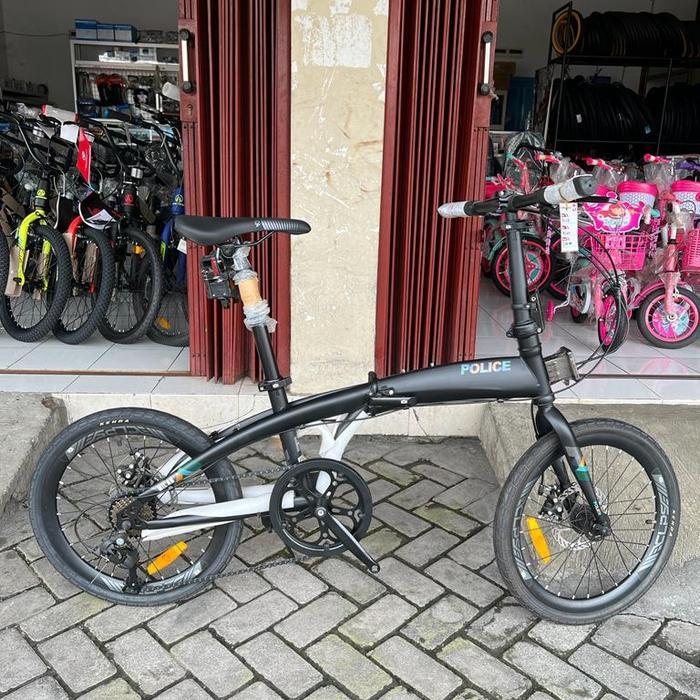 Sepesa Lipat Police Milan 20"