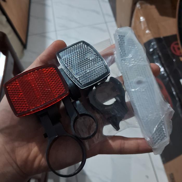 Paket Mata Kucing Untuk Sepeda Lipat MTB Maupun Roadbike Bonus Bel