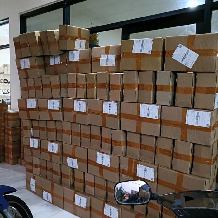 

SISTIK BAWANG PEDAS PREMIUM 1 KG/STIK BAWANG PEDAS ASIN GURIH/KERIPIK STIK BAWANG/SISTIK RENYAH