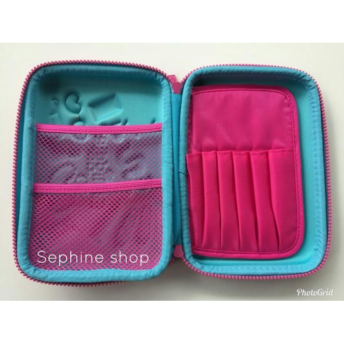 

SMIGGLE HELLO SCENTED HARDTOP PENCIL CASE PINK