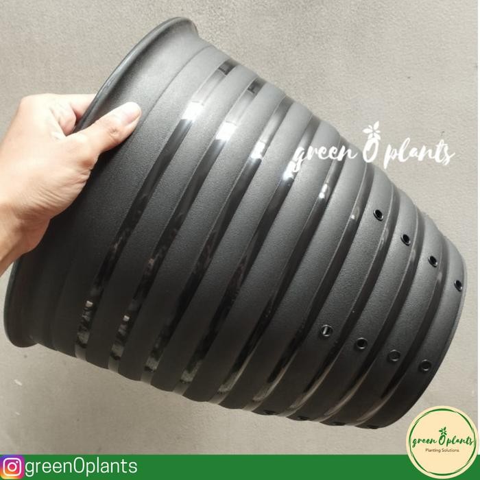 Pot Tawon Pirus 30 Hitam Berlubang