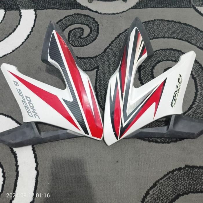 Sayap Tanki Shroud CB 150r Fairing tanki Cover tengki CB 150r old lama Satu set kiri kanan Asli orig