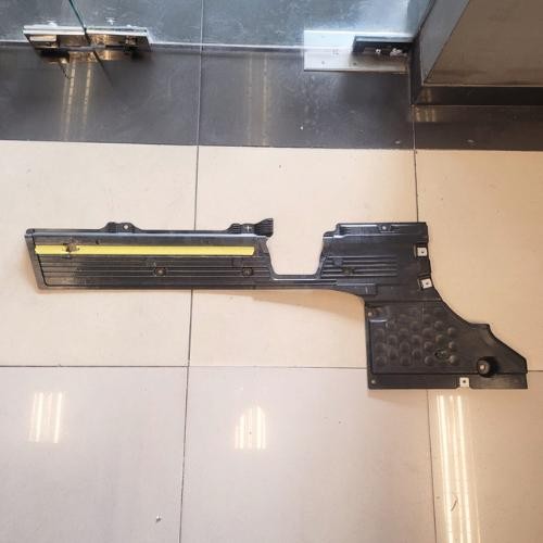 Tutup Cover Deck Dek Bawah Mesin Engine Kiri Mercedes Benz W295 A2956801304