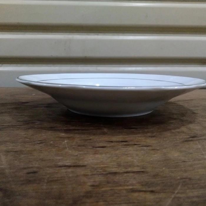 PIRING MAKAN SANGO 9IN LIST EMAS isi 6 pcs