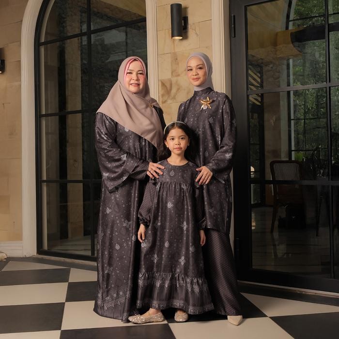 DISKON ZM - Sarimbit Family Set 4 - n Serumpun Edisi Laos Koleksi Gamis Wanita, Kemeja Koko Pria