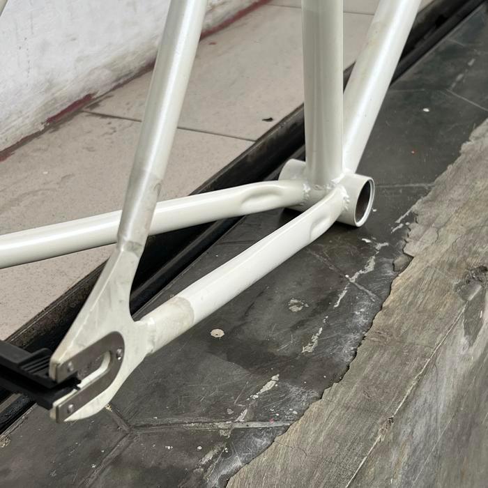 Bisa E-Katalog Frameset Fixie 700C Chromoly Klasik Putih Vintage Master Pursuit Lurus