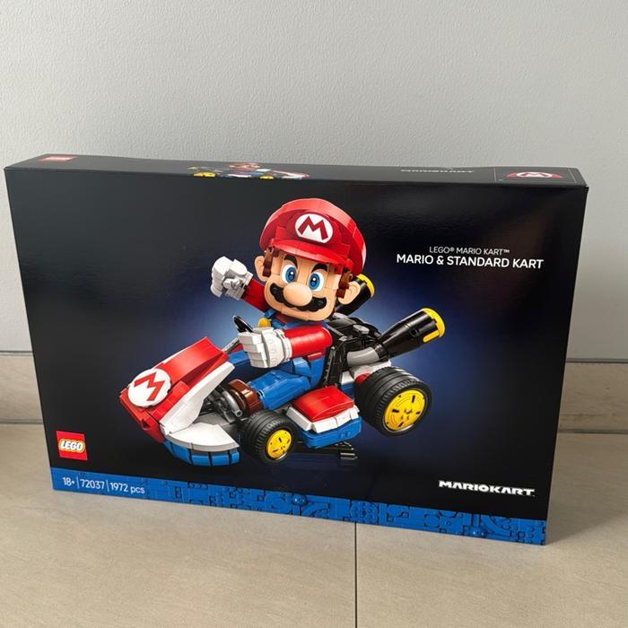 LEGO 72037 SUPER MARIO Mario Kart - Mario & Standard Cart
