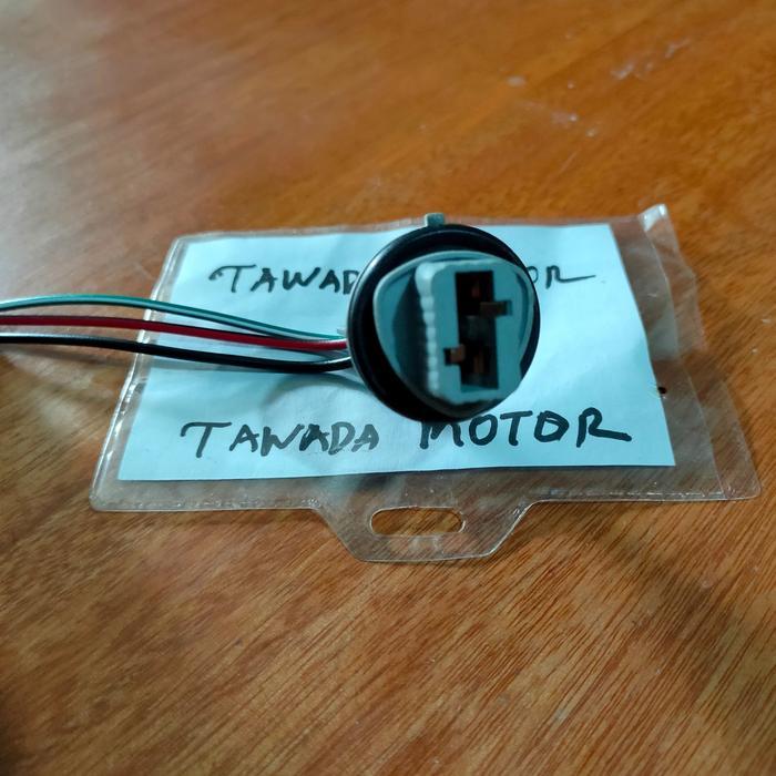 SOKET FITTING LAMPU REM BELAKANG HONDA CRV GEN.1 GEN.2 GEN.3