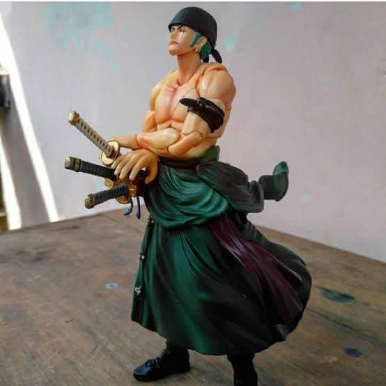 READY VAH Rororoa Zoro One Piece Action Figure KWS