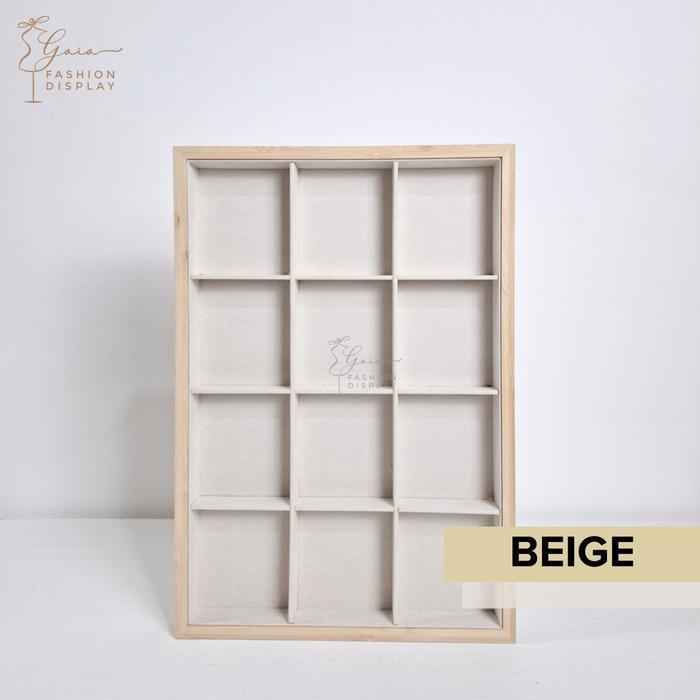 READY Display Aksesories Grid Dinding Kayu Rak Pajangan Perhiasan Sekat Nampan Papan Kayu Display