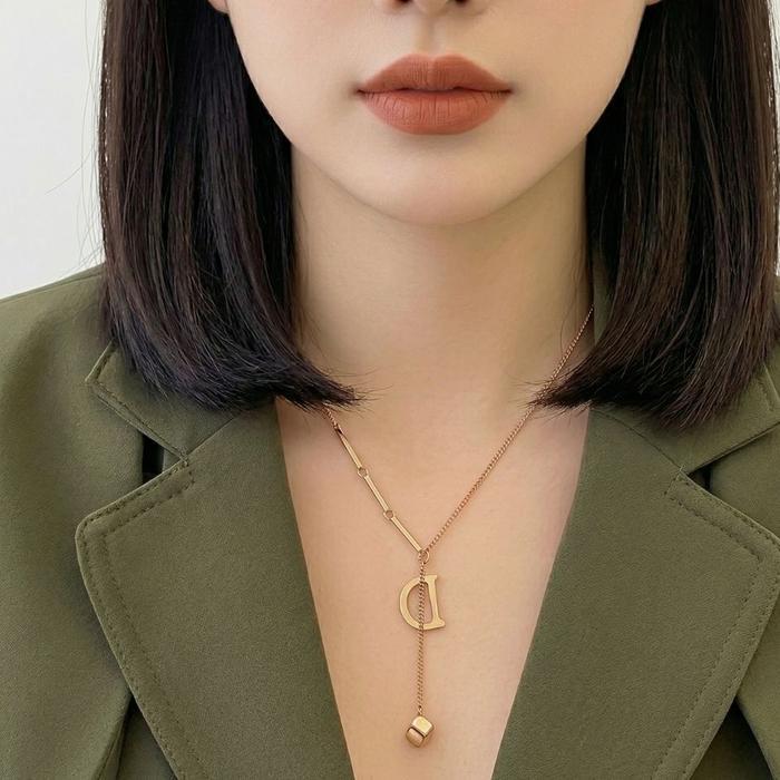 READY M&Co Jewelry - Kalung Titanium Huruf nita Anti t Anti Luntur Emas Berlian Perhiasan Inisial