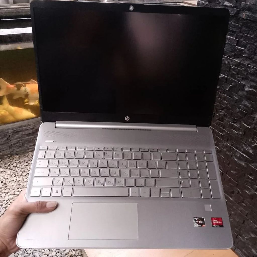 Laptop HP 15s-eq2092ur AMD Ryzen 5 5500U Ram 8Gb Ssd 512Gb Cocok Untuk Email & Browser Second Berkua