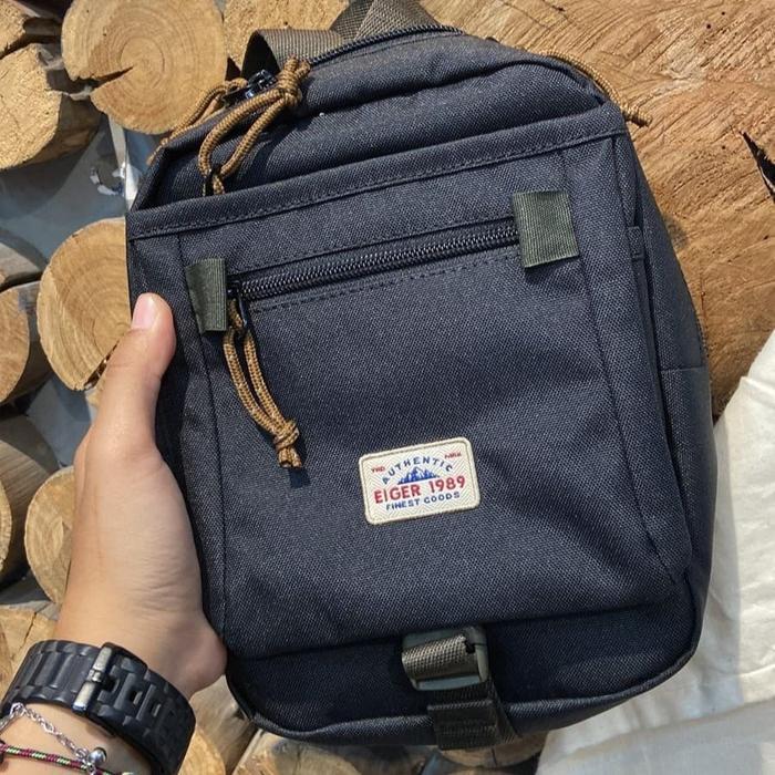 EIGER1989 Tas Selempang Original Portege Vertikal Pouch.