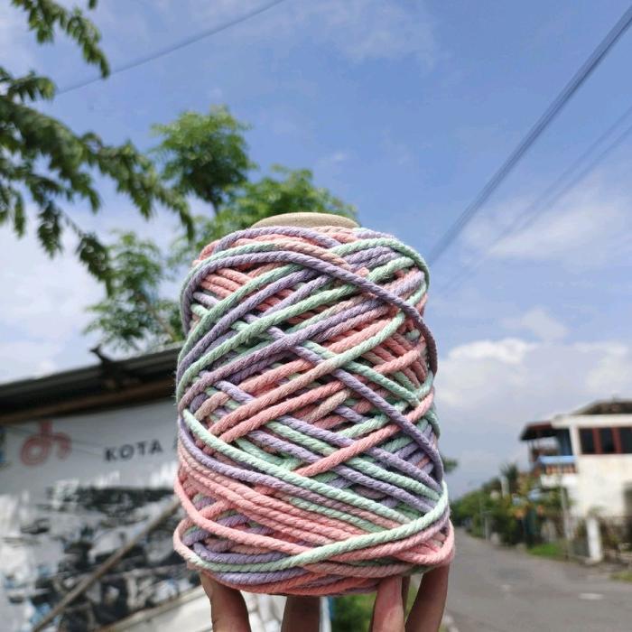 TALI MACRAME 2-3 MM KONES 1 KG BAHAN HALUS DAN TIDAK BERSERABUT UNTUK MEMBUAT MACRAME , WALL DECOR