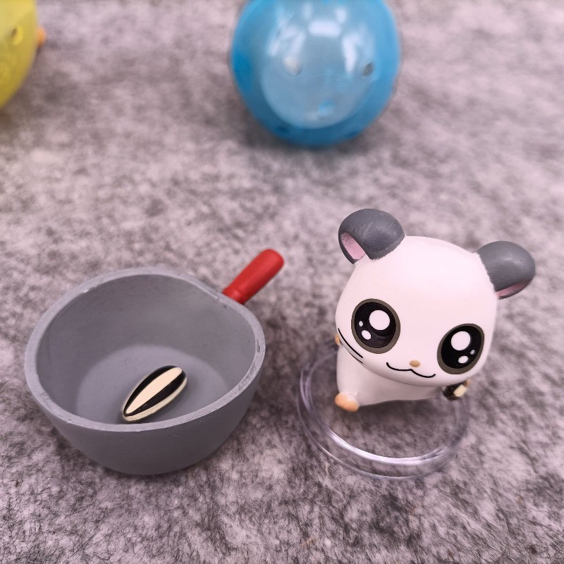 Gashapon Capsule Toy Hamtaro Hamster Mini Cute Action Figure Doll Model Toys Collect Ornaments