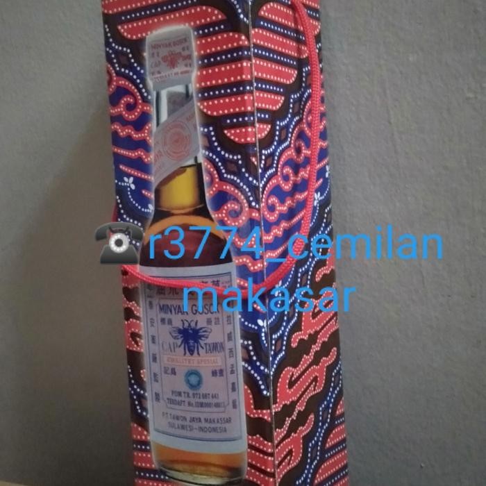MINYAK GOSOK CAP TAWON TUTUP PUTIH