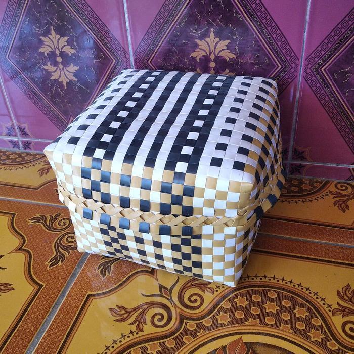 PRODUK READYKeben Bali plastik kaca/ Sodan Bali bisa isi besek bambu/ Keben deco/ Keben pejati