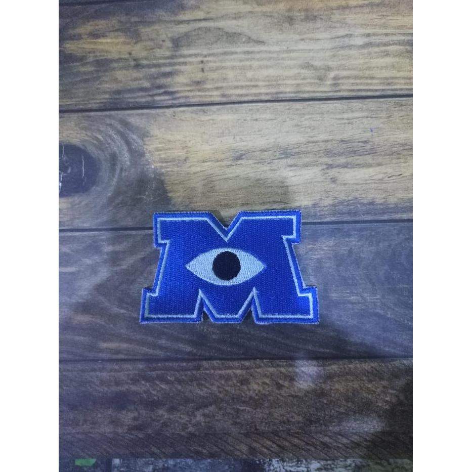 Patch Bordir Huruf M