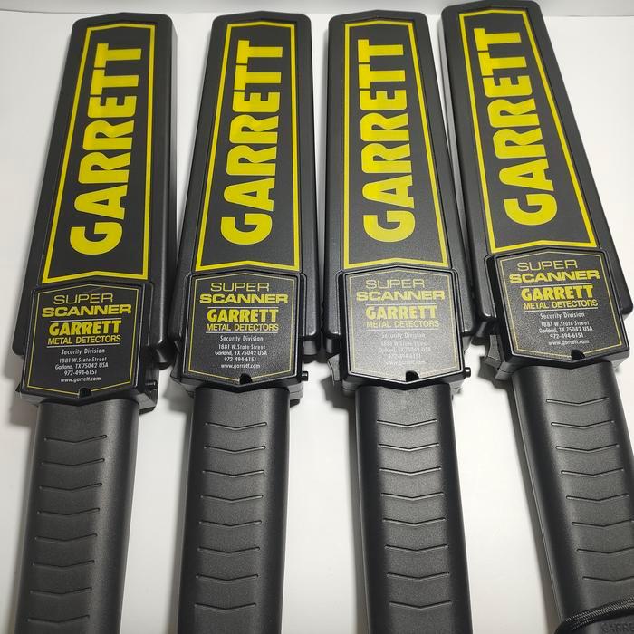 Pendeteksi Logam Garret Metal Detector