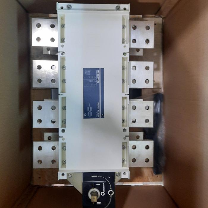 CHANGE OVER SWITCH SOCOMEC / COS SOCOMEC SIRCOVER 4P 1600A