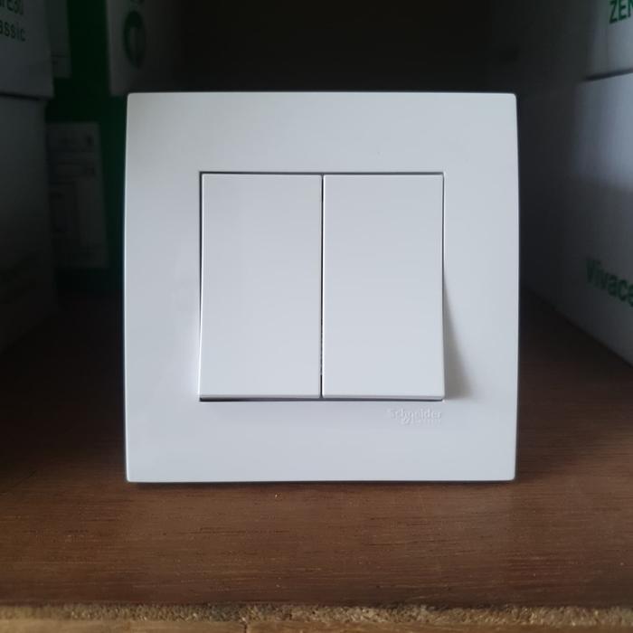 Nero - Saklar Seri Clipsal Vivace (1 Arah)