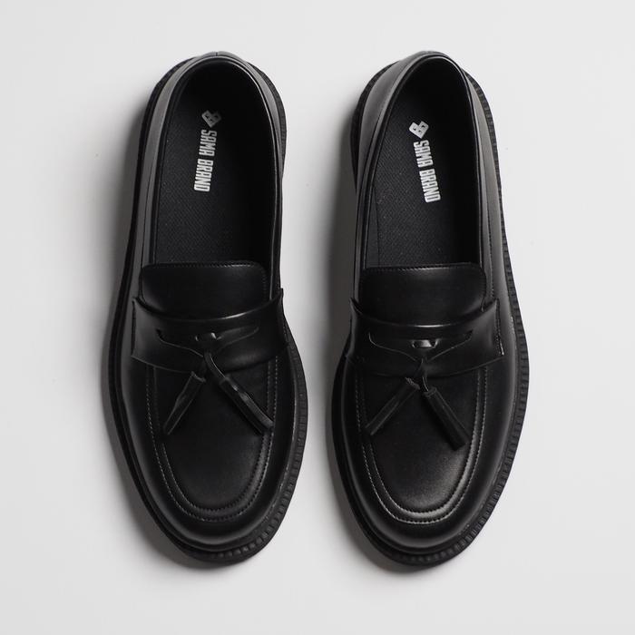 Sepatu Pria Loafers Docmart Sepatu Slip On Pria Sepatu Hitam Cowok Sepatu Pria Slip On Loafers