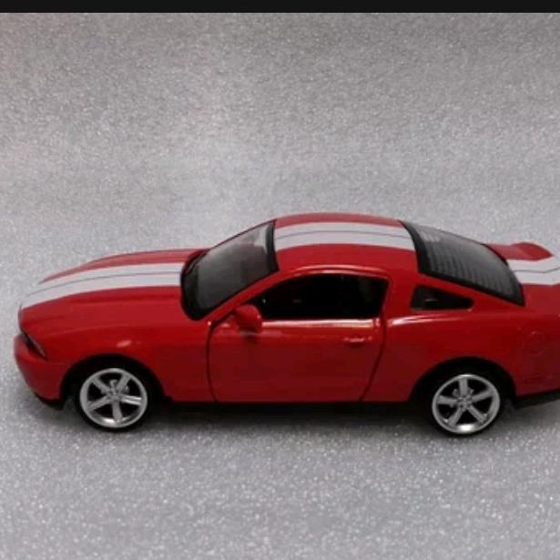 DIECAST FORD MUSTANG GT APOLO MSZ