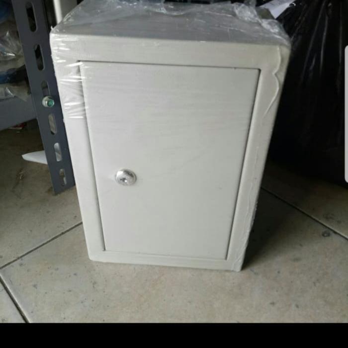 Box Panel Indoor 20x30/Box Panel 20x30