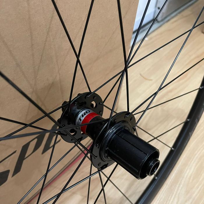 Wheelset Gravel Bike RoadBike 700c Retrospec Racing 8.0 Disc ke bis
