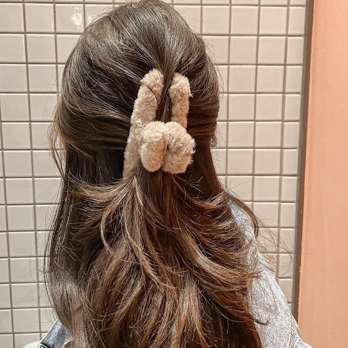 New [LAVIE THINGS] Laine Fluffy Korean Hair Claw / Jepit Rambut Korea Besar