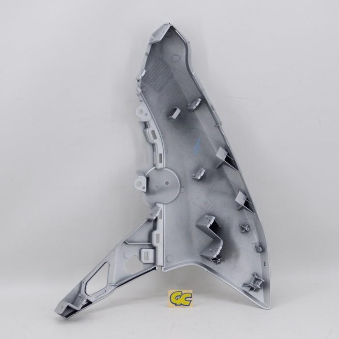 Cover Sayap Depan Kiri Yamaha Gear Mat Silver B3W-F835U-00-P4
