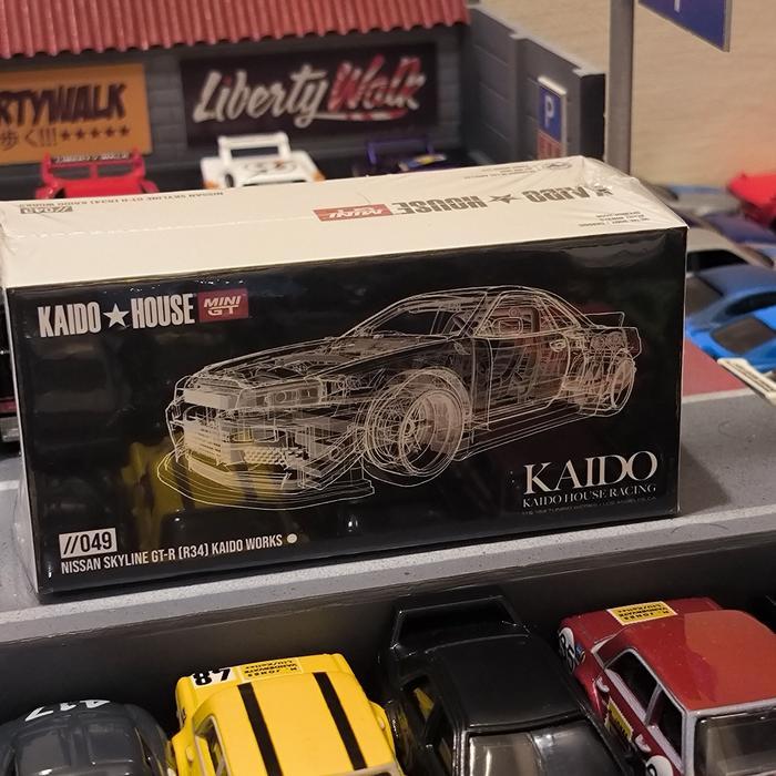 Kaido House Mini GT Nissan Skyline R34 Putih loose dan segel