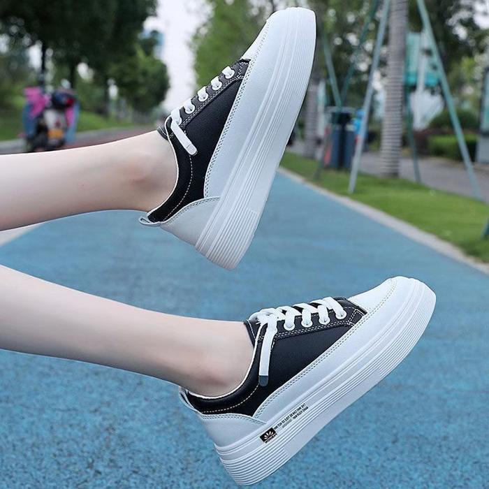Populer Avanceid 1823 Sepatu Sneakers Wanita Sekolah Olahraga Sport Hitam Putih Karet Casual