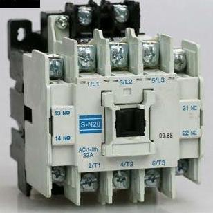 KONTAKTOR MITSUBISHI ORIGINAL SN20/20 32A 3PHASE/KONTAKTOR 32A 3P 220VAC