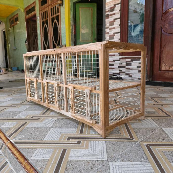 SIAPKIRIM DONGDANG/SANGKAR MERPATI 6 PINTU(3 pasang) BAHAN KAYU JATI RUJI FIBER KONDISI AMBRUKAN