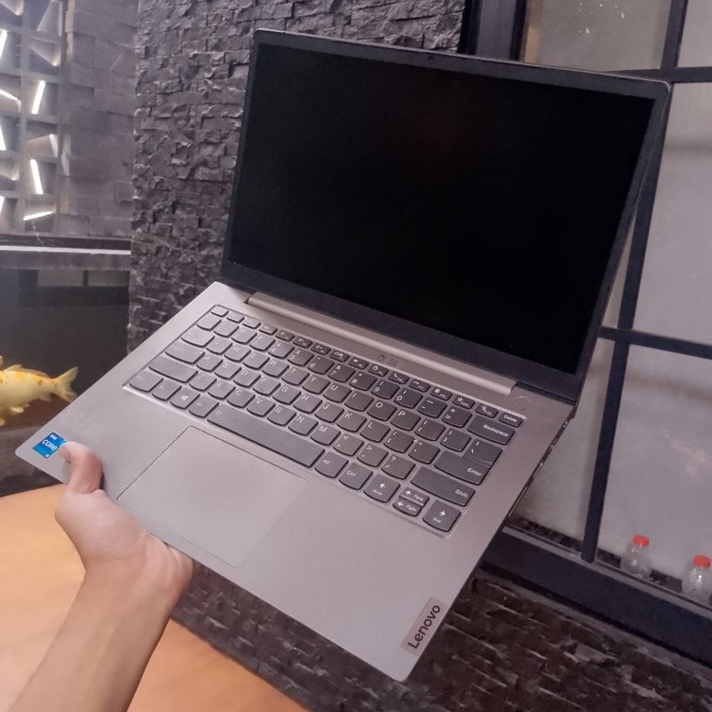 Laptop LENOVO Thinkbook 14 ITE Core i5 1135G7 Ram 8GB Ssd 512Gb SCU23018