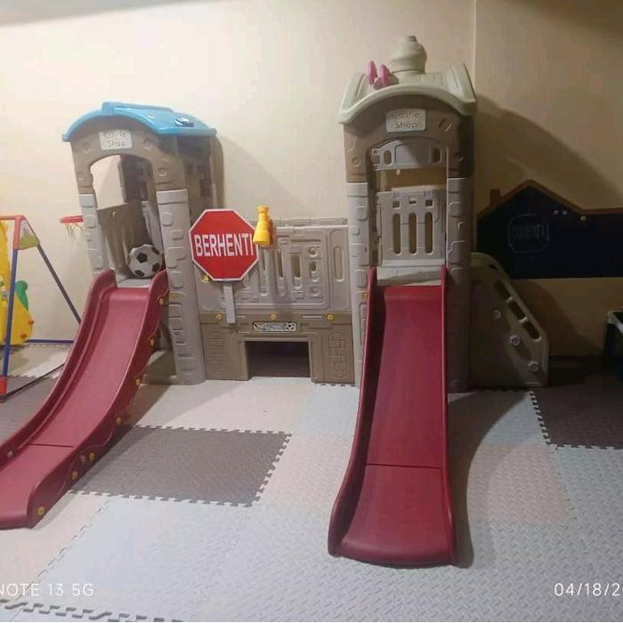Preloved perosotan playground mainan anak anak lengkap sama ayunan