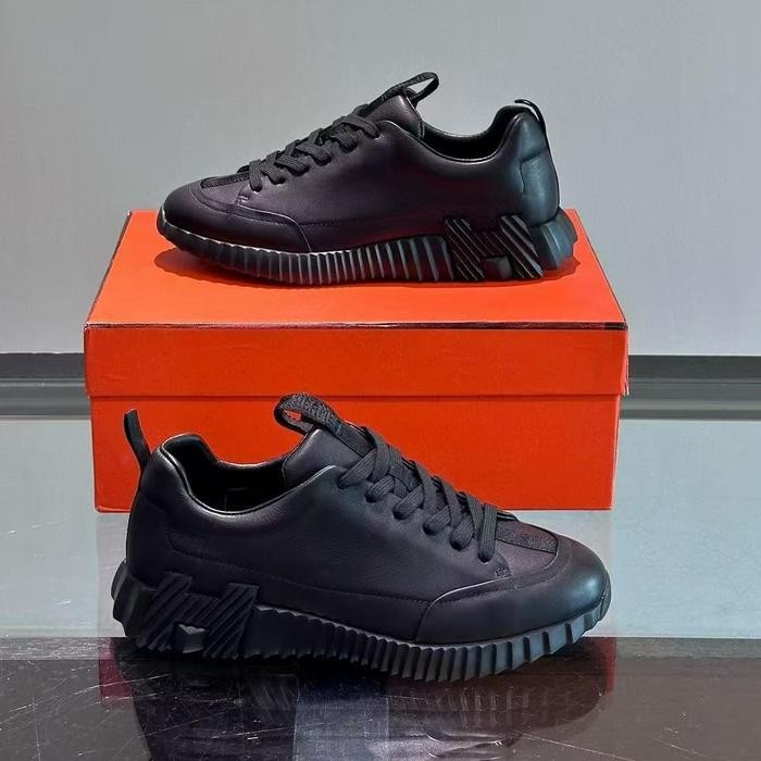 sepatu cowok sneaker pria kulit hitam