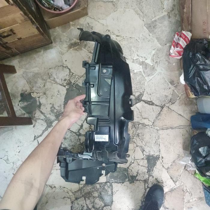 Liner Fender Depan Avanza Veloz 2015-2021 Kiri Atau Kanan