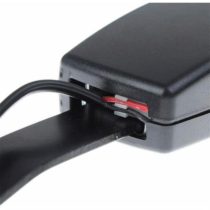 Safety Belt Lock / 173mm Universal /Colokan Lock Safety Seat Belt Stik Skop Kunci Safety Belt