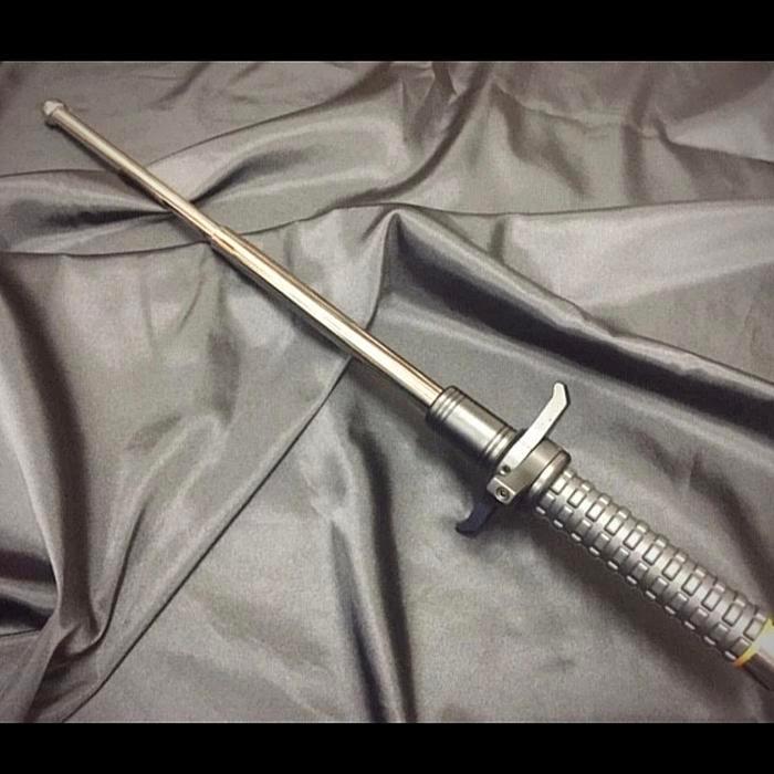 TERBARU - Tongkat olahraga beladiri TITANIUM baton stick stik security satpam