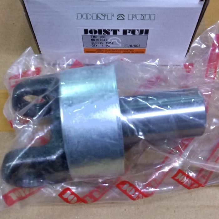 Sleeve Yoke Kopel Depan Strada Triton Gls 2500Cc