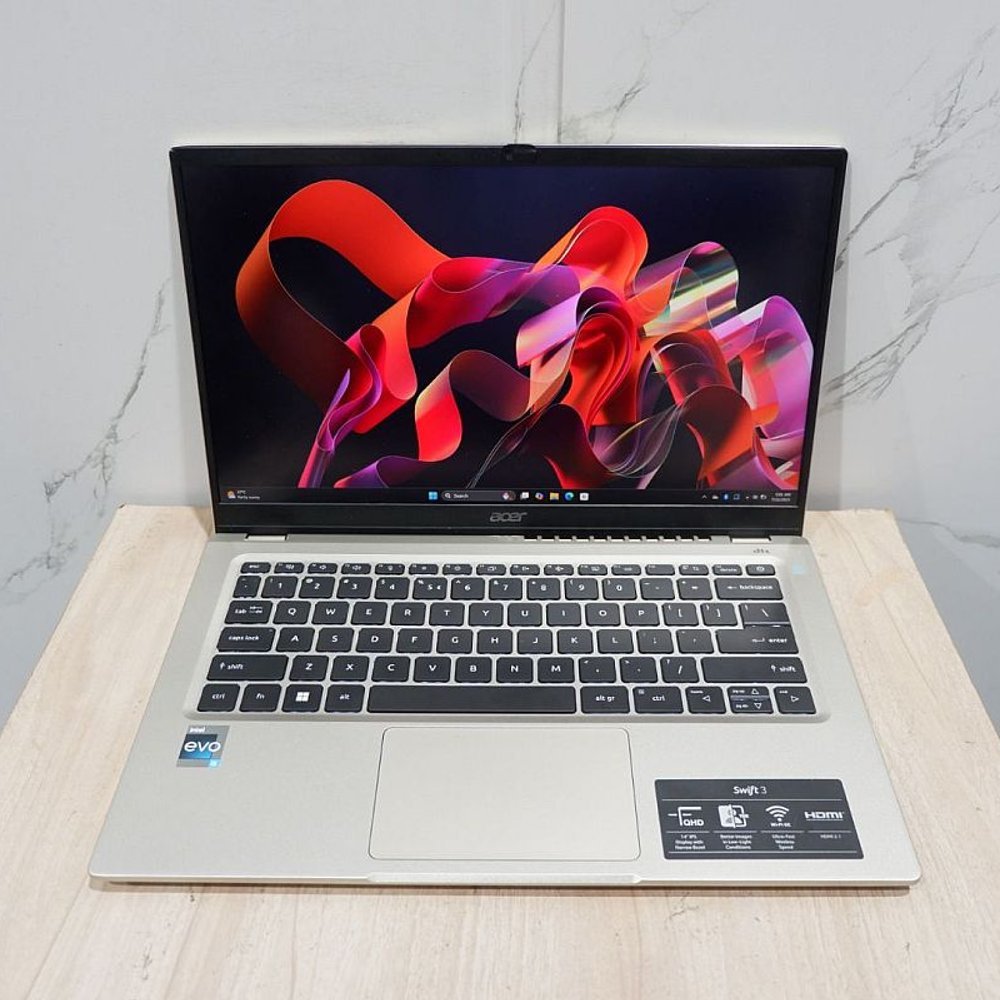 Laptop Acer Swift SF314-512 Intel Core i5-1240P Ram 8Gb Ssd 512Gb Cocok Untuk Pelajar Second Berkual