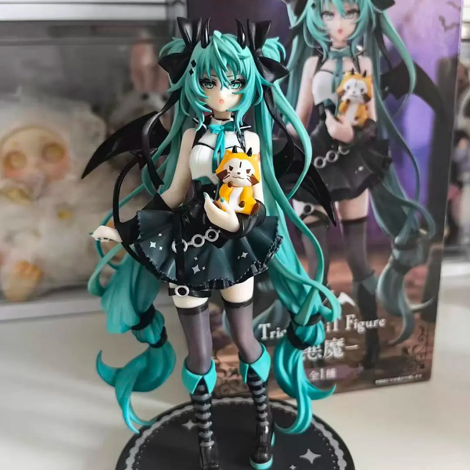 2 Kinds Fashion Hatsune Miku Anime Figure Little Devil Raccoon Action Figures Kaii Girl Figurine PVC