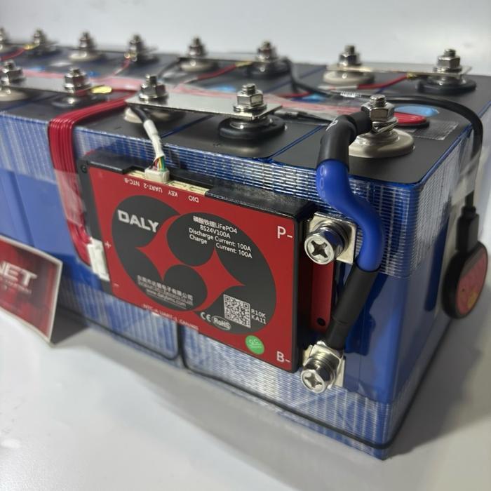Battery Batre Lifepo4 100Ah 24V Dengan Daly Bms Smart 8S Bluetooth Batre Grade A 6000Cycle Lebih
