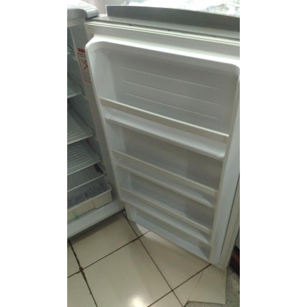 Freezer 4 Rak Aqua Aqf S4