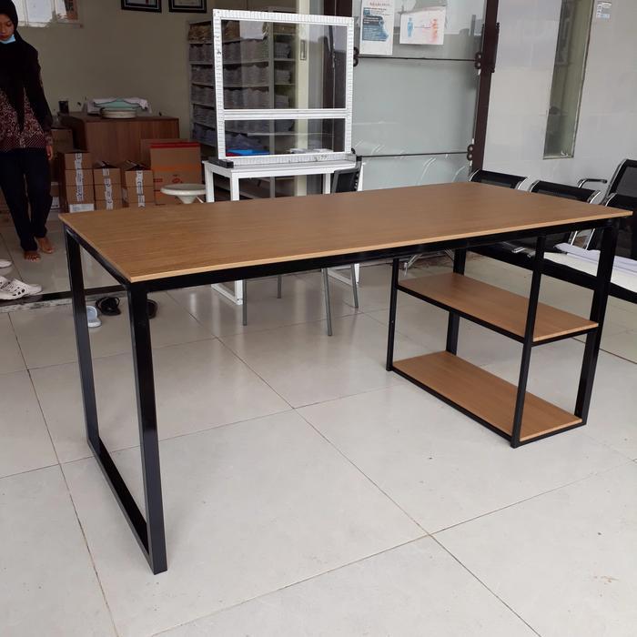 Meja Kerja Kokoh Uk 60X120Cm T 72Cm 2 Rak Samping