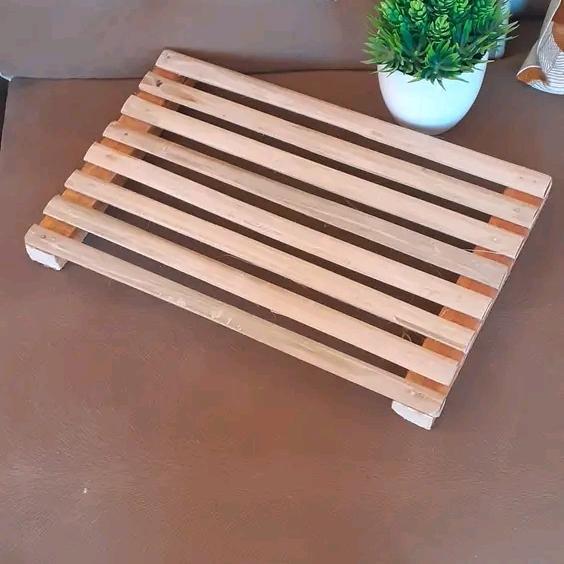 alas kandang kelinci bambu